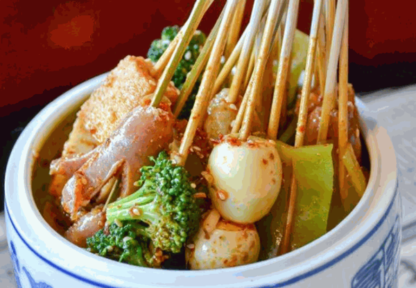 麻辣诱惑串串锅